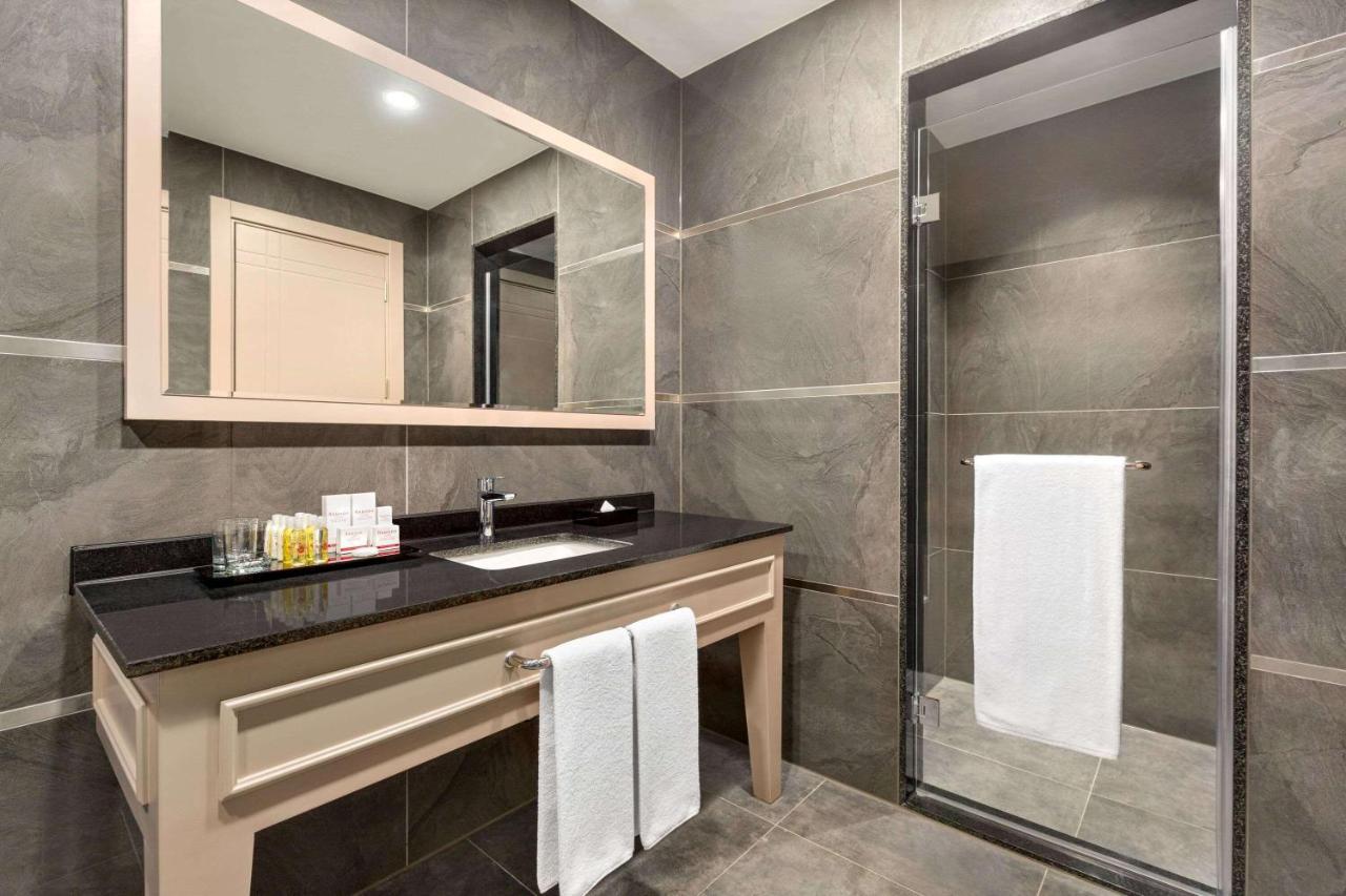 Ramada By Wyndham Adiyaman Hotel Bagian luar foto