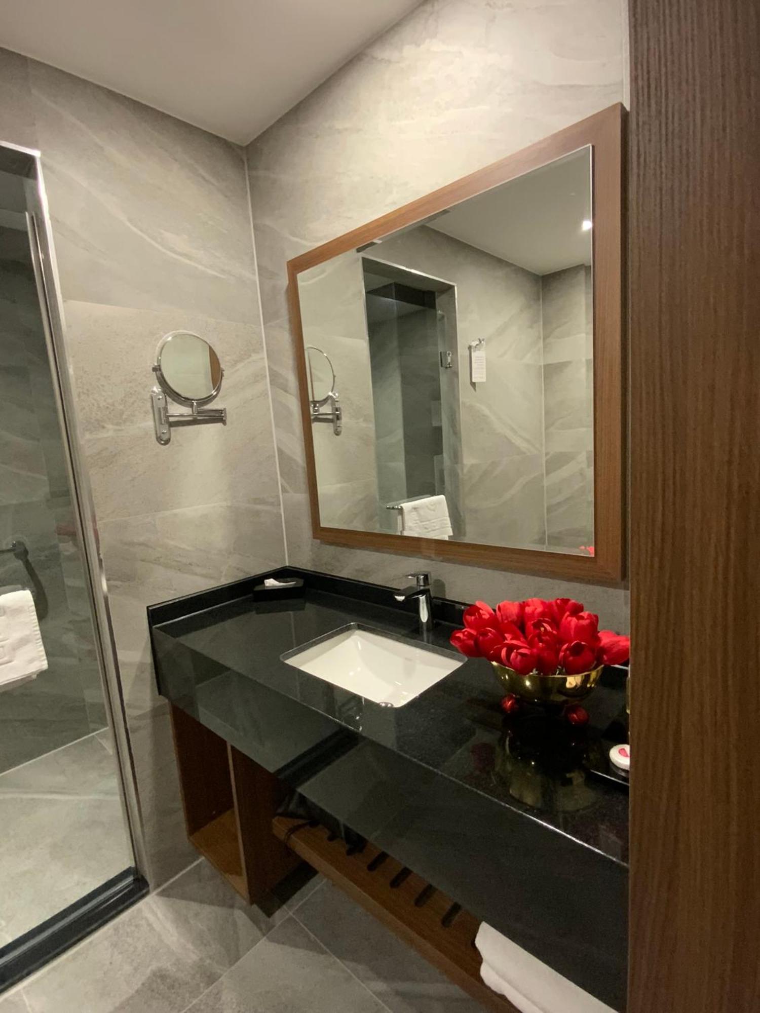 Ramada By Wyndham Adiyaman Hotel Bagian luar foto